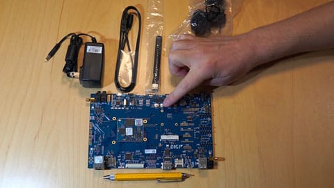 Digi ConnectCore 8M Nano Development Kit Desembalaje y puesta en marcha 