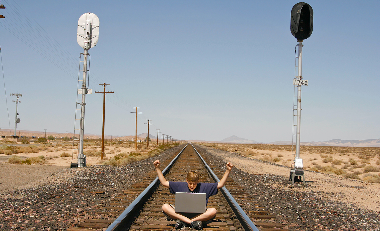 Cálculo de pérdidas de trayecto en espacio libre en despliegues celulares