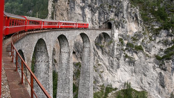 El túnel del tren demuestra la necesidad de un cálculo de la muerte