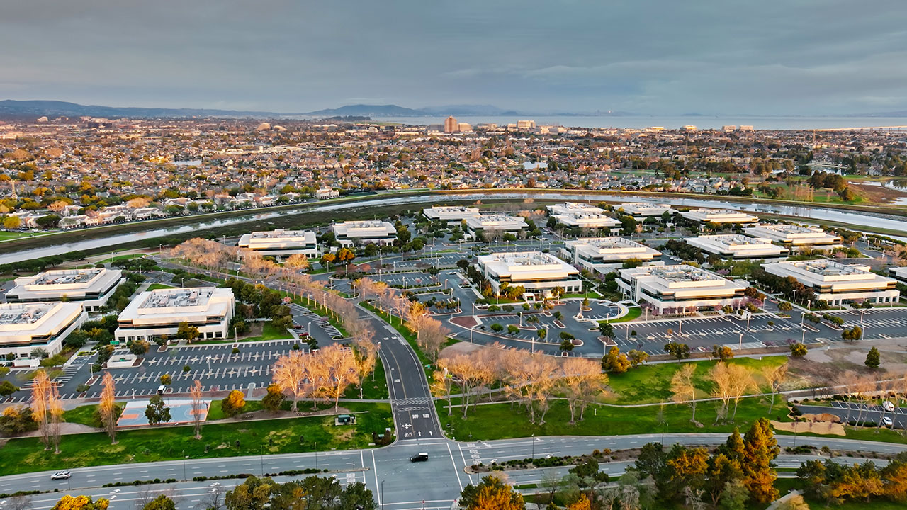 GettyImages-2207856922-1280x720.jpg Campus de empresas tecnológicas