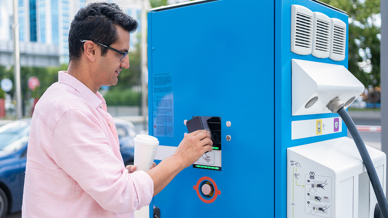 Estación de Carga para Vehículos Eléctricos, Estación de carga para  vehículos eléctricos, Infraestructura de Movilidad Eléctrica, Automatización Industrial