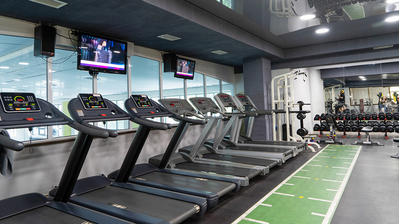 Cintas de correr en un gimnasio